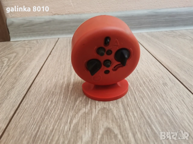 Интересен работещ будилник, снимка 3 - Антикварни и старинни предмети - 54318772