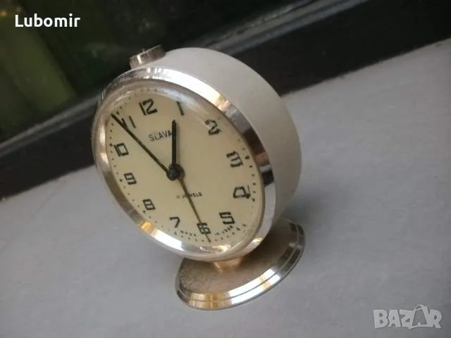 Античен руски часовник / будилник / - механичен ! - Slava ! Made in USSR ! , снимка 3 - Антикварни и старинни предмети - 55501882