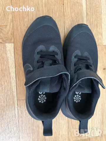 Детски маратонки Nike, снимка 2 - Детски маратонки - 55394996