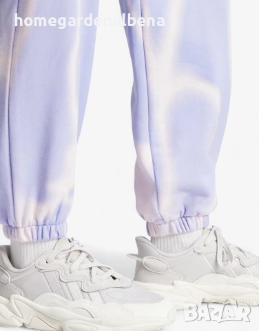 Adidas Dye Allover Print Sweatpants Violet Дамско Долнище – Виолетов Принт – Памук – Размер M, снимка 4 - Спортни екипи - 54572171