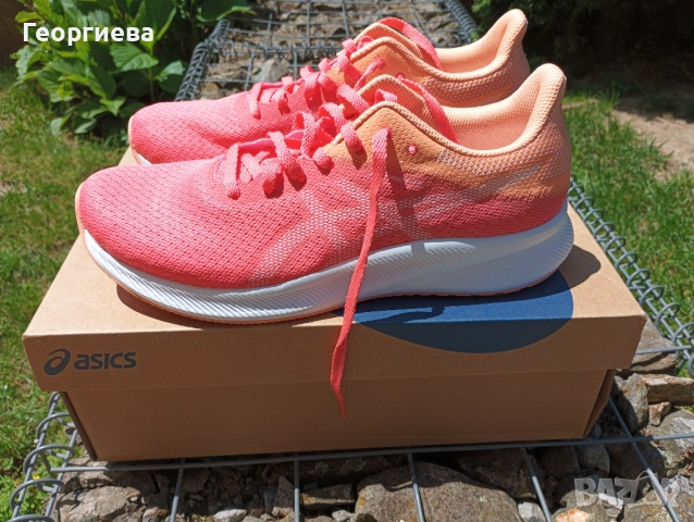 Нови маратонки ASICS 