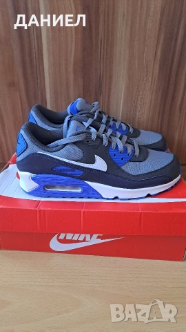Оригинални мъжки маратонки Nike Air Max 90 Goretex номер 43 , снимка 2 - Маратонки - 54786732