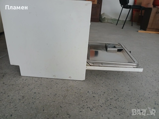 Продавам миална машина половинка-настолна, снимка 4 - Съдомиялни - 54894446