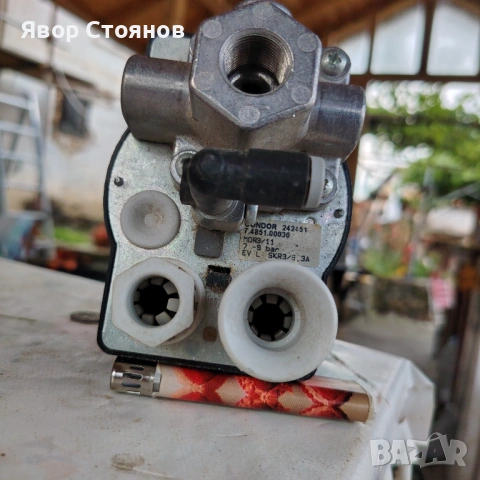 Трифазен пресостат