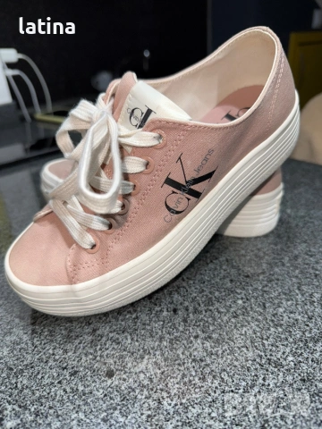 Кецове 35 номер, снимка 2 - Дамски ежедневни обувки - 54243729