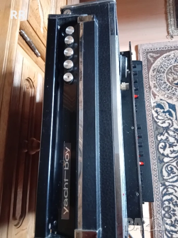Grundig  , снимка 3 - Радиокасетофони, транзистори - 55054448
