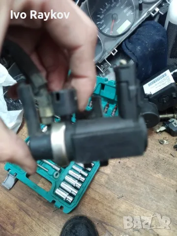 Вакуум клапан за Peugeot 206, 307 2.0 HDI 9641726680,, снимка 5 - Части - 55365533