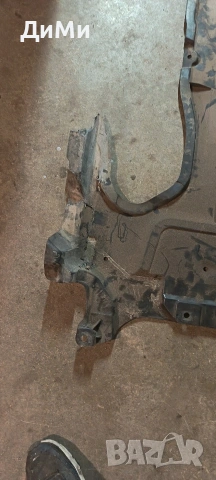 кора под двогателя мерцедес ц класа 63 амг 63 amg, снимка 8 - Части - 54606810