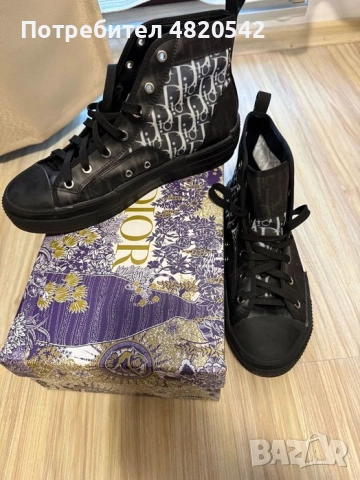 Спорто-елегантни обувки на DIOR