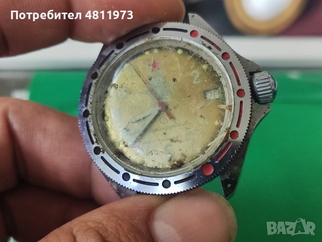 Механичен часовник восток командирски