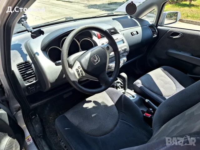 HONDA JAZZ 1.4 автоматик, снимка 8 - Автомобили и джипове - 55492472