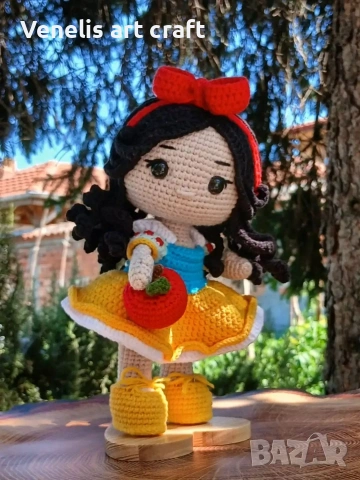 Снежанка / Snow White плетена кукла