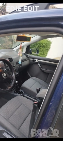 VW Touran 2.0 TDI 7 МЕСТЕН перфектно състояние обслужен , снимка 10 - Автомобили и джипове - 54514112