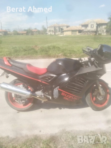 Suzuki rf 900 r