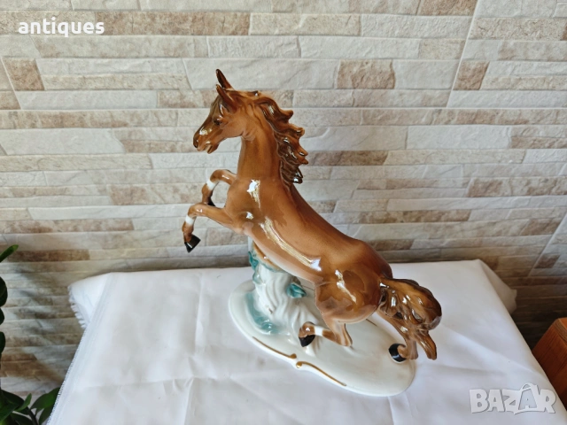 Порцеланова фигура - Кон - Fena Porzellan - Germany, снимка 9 - Антикварни и старинни предмети - 54830542