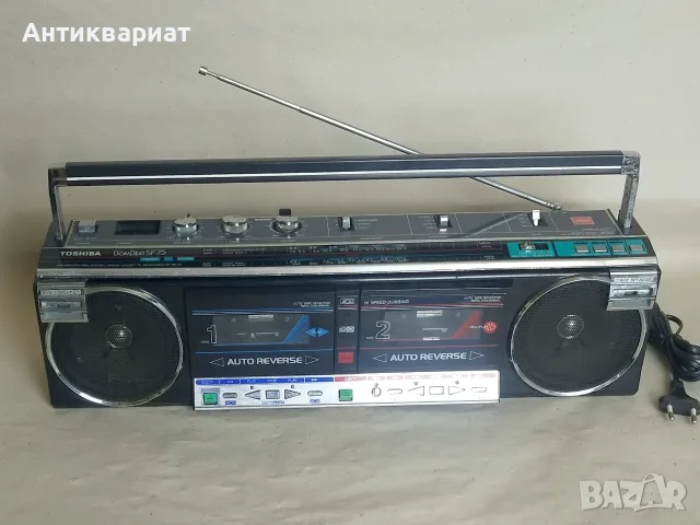 Радиокасетофон за ремонт или за части - Toshiba Cassette Boombox RT-SF75 / Japan, снимка 2 - Радиокасетофони, транзистори - 55546073