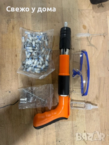 Професионален пистолет за забиване на пирони + 50 броя пирона, снимка 3 - Други инструменти - 54062299