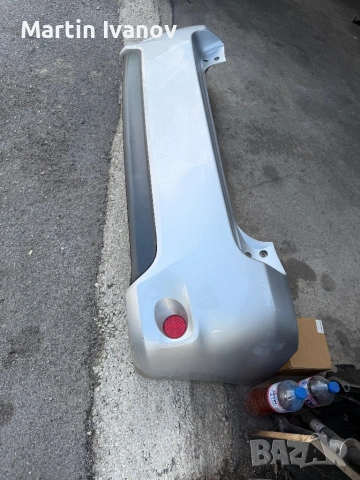 Задна броня toyota auris 2012, снимка 2 - Части - 54753589