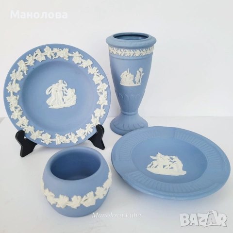 Колекция "Wedgwood Blue" колекция от автентичен син ясимов порцелан (Jasperware).