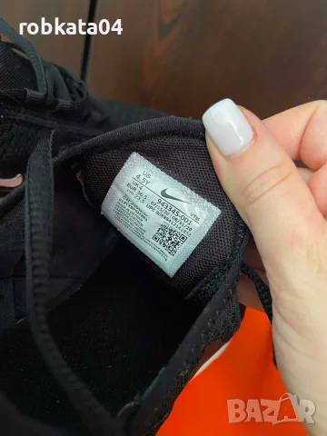 Nike Air Max 270 – оригинални
Размер 36.5 (US 4.5Y), снимка 3 - Маратонки - 55324116
