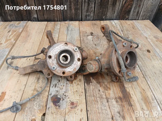 Комплект предни шенкели (главини) с ABS датчици за Renault Megane / Megane Scenic 1.6e (K7M)