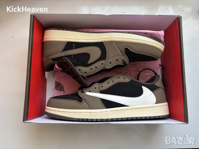 Nike Travis Scott Low - оригинални чисто нови (45 размер), снимка 2 - Маратонки - 54818964