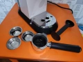Кафемашина с ръкохватка DeLonghi Dedica EC685.W Бяла, снимка 8