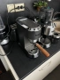 Кафемашина Delonghi Dedica + Кафемелачка Delonghi, снимка 3