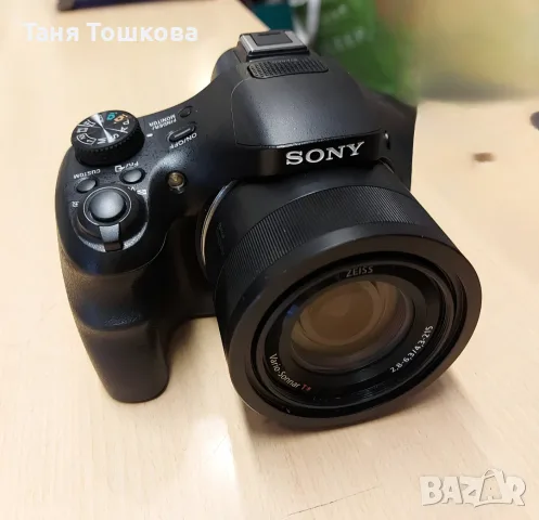 Sony Cyber-shot DSC-HX400V 20.4MP фотоапарат черен с кутия в перфектно състояние
