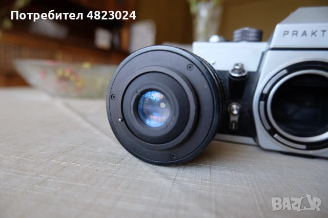Praktica LLC & Telesar Auto 28mm f2.8 Lens. M42 lens, снимка 5 - Фотоапарати - 54492797