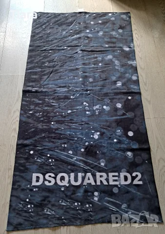 Dsquared - Плажна кърпа, снимка 3 - Хавлиени кърпи - 55323074