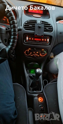 Пежо 206. 2HDI 90HP, снимка 5 - Автомобили и джипове - 54879642