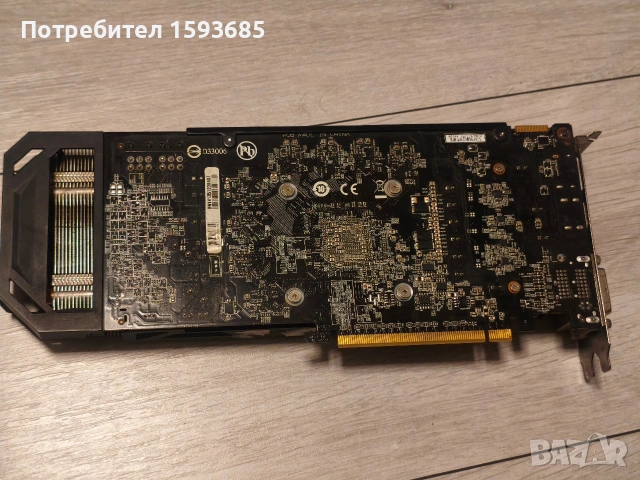 Видео карта GIGABYTE R9 2GB за ремонт , снимка 3 - Видеокарти - 54403283