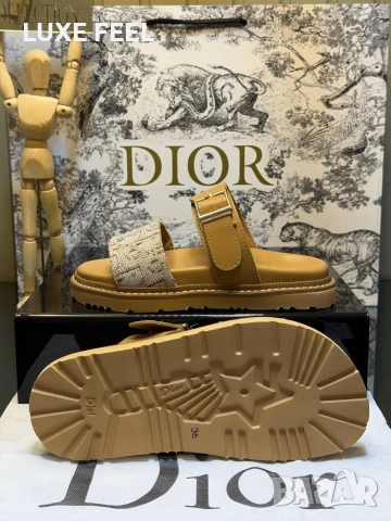 Dior ⚜️Дамски Чехли , снимка 9 - Чехли - 54553442