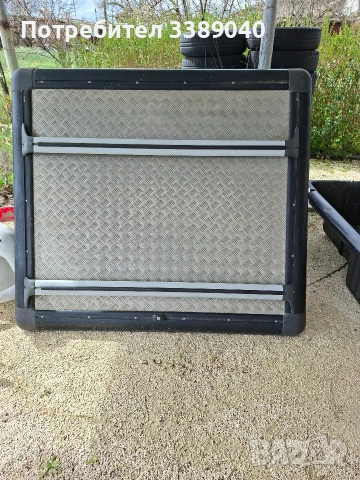 TOIOTA HAILUKS .KAPAC ZA KOCHA