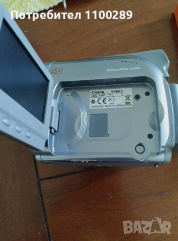 Дигитална видеокамера Canon MV900, снимка 2 - Камери - 54689111