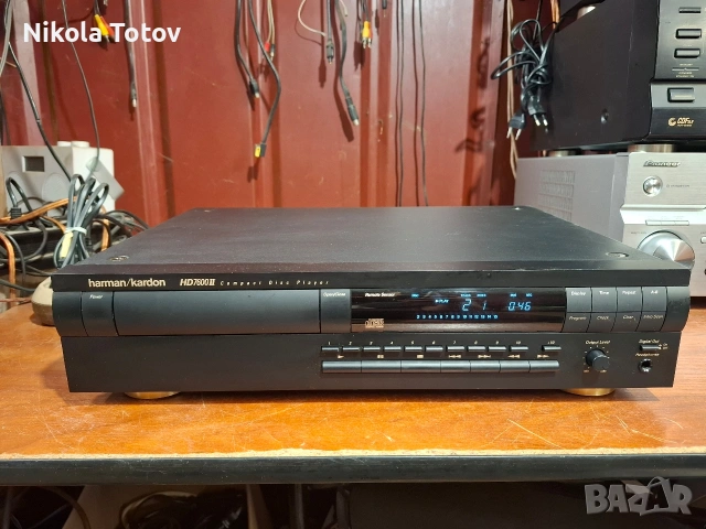 Продава се COMPACT DISC PLAYER Harman kardon HD-7600II.