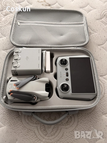 DJI Mini 3 Fly More Combo & DJI RC Drohne (4K Ultra H
