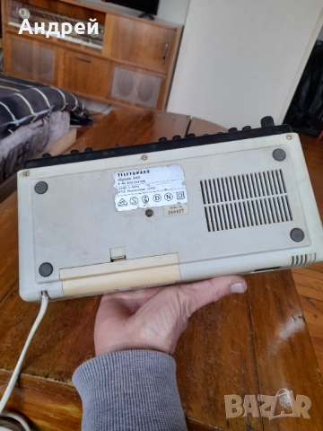 Старо радио,радиочасовник Telefunken Digitale 200, снимка 6 - Антикварни и старинни предмети - 54056799