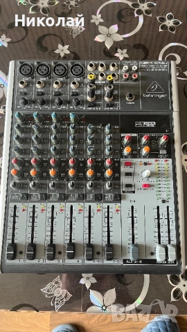Behringer 1204 USB
