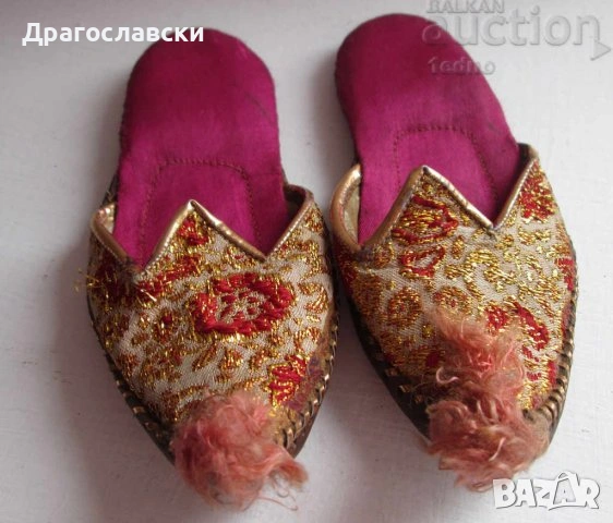 Хомот, кобилица от каруца 77см и 56см, част дърво дървен,турски чехли, Калашников тениска, снимка 15 - Други - 30192099