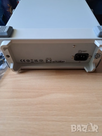 Siglent SDG830 30MHz генератор на функции/произволни вълнови форми , снимка 7 - Друга електроника - 55086759