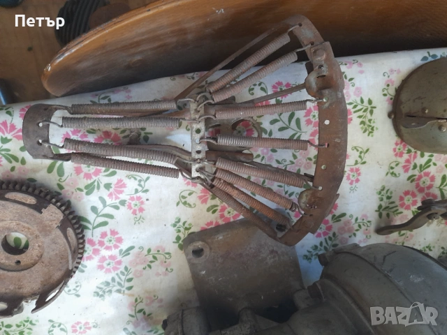 Продавам  седалка от  30те години, снимка 3 - Мотоциклети и мототехника - 54157799