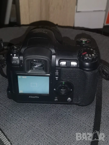 Фотоапарат FUJIFILM FinePix S5600, снимка 5 - Фотоапарати - 54326283