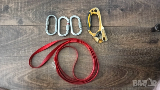 карабинер самохват ремък алпинизъм катерене petzl