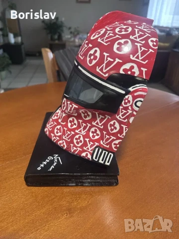 Norman Gekko - Louis Vuitton / Supreme STORMTROOPER ( Limited edition), снимка 2 - Арт сувенири - 54568453
