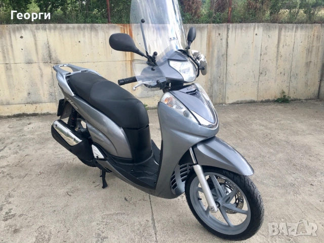 Honda SH 300i, снимка 4 - Мотоциклети и мототехника - 54632805