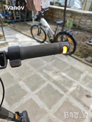 Електрическа тротинетка Ninebot max g2, снимка 3 - Други спортове - 54205611