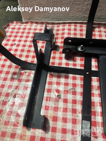 Стойка за резервна гума / държач за резервна гума!, снимка 3 - Части - 53979419