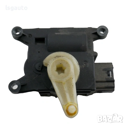 Моторче клапи парно Nissan Juke I 2010-2019 ID: 162323 OEM: T1008566R, снимка 2 - Части - 55049607